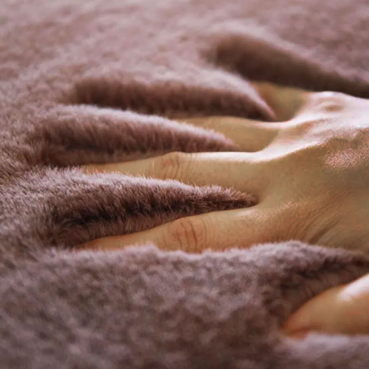 Faux fur rug in antique rose, extremely fluffy, silky sheen-2