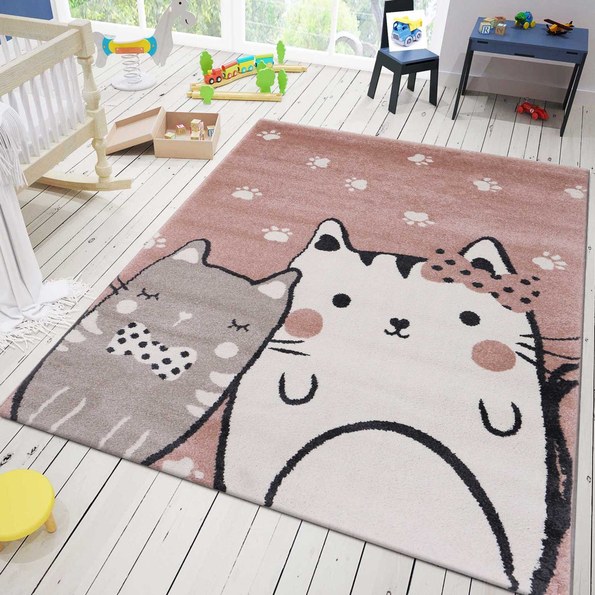 Fluffy children's rug, happy kitten cat for kids' or teens' room