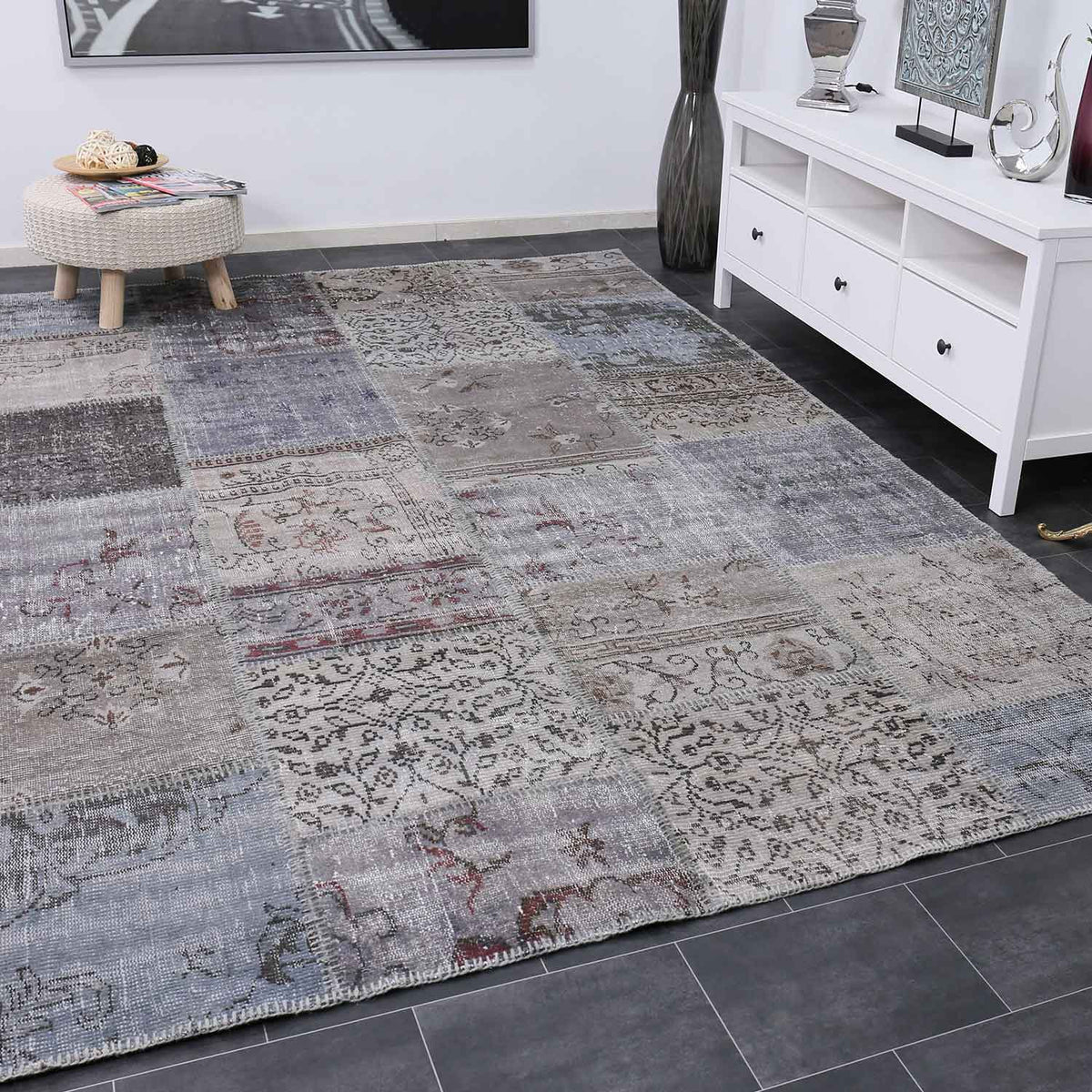 High-quality patchwork rug, hand-knotted wool rug in gray, one-of-a-kind piece; 200 x 290 cm - 3003-1