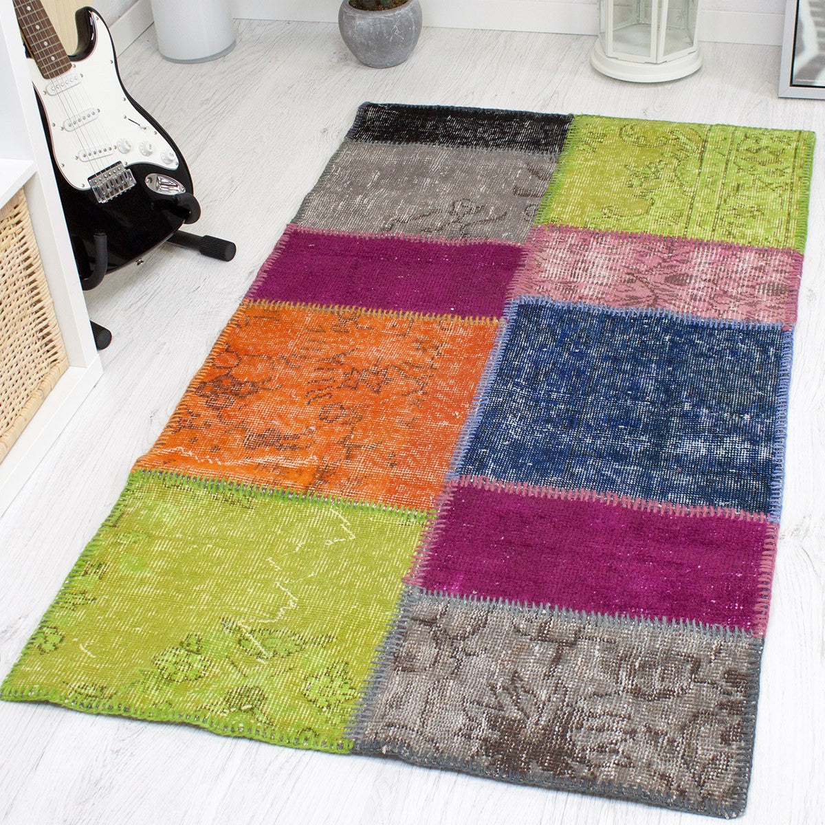 High-quality VINTAGE patchwork rug, original hand-knotted wool rug in colorful shades; 90 x 160 cm - P0001B