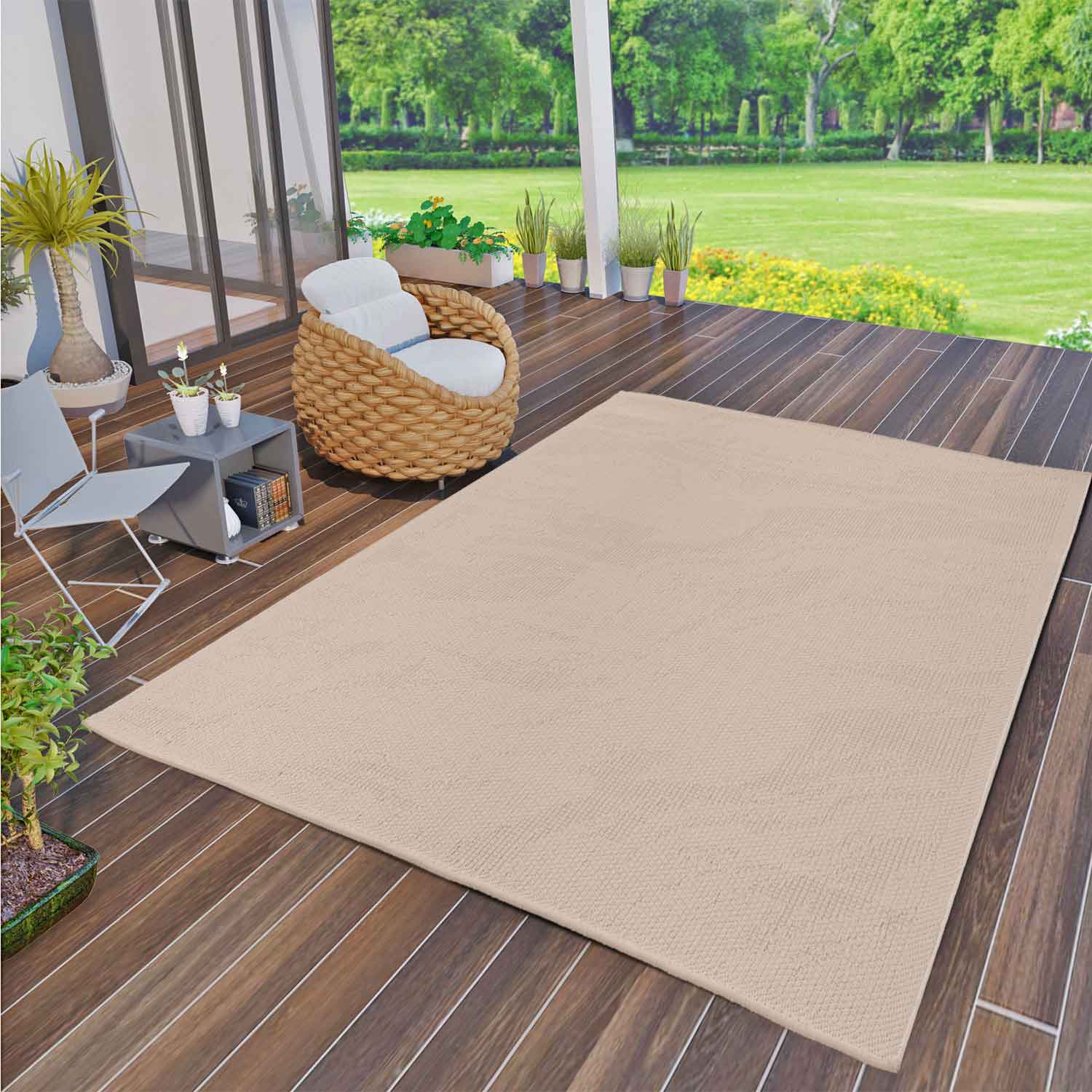 Indoor and outdoor flatweave rugs for patios, natural look in grey & beige