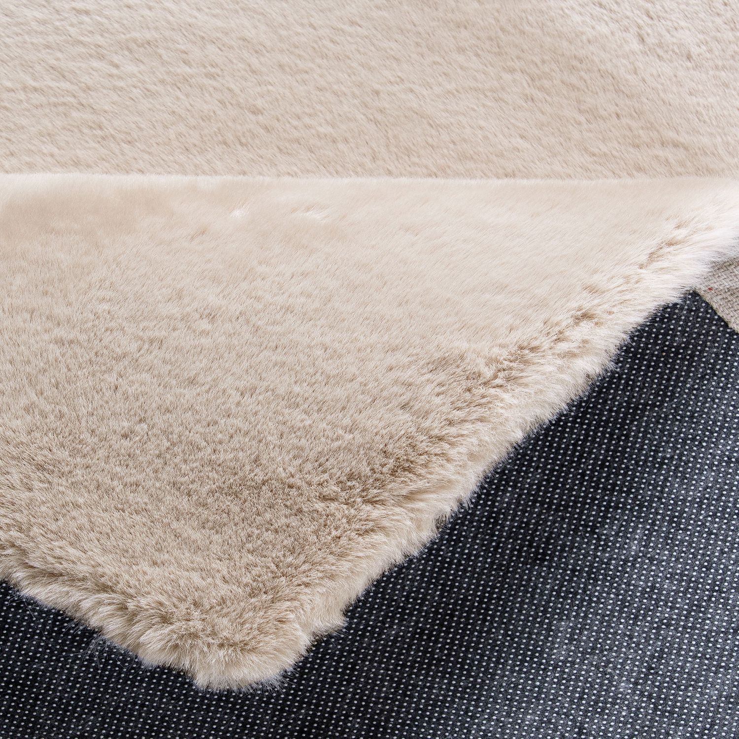 Faux fur rug in beige, dense, fluffy, silky sheen-zoom-2