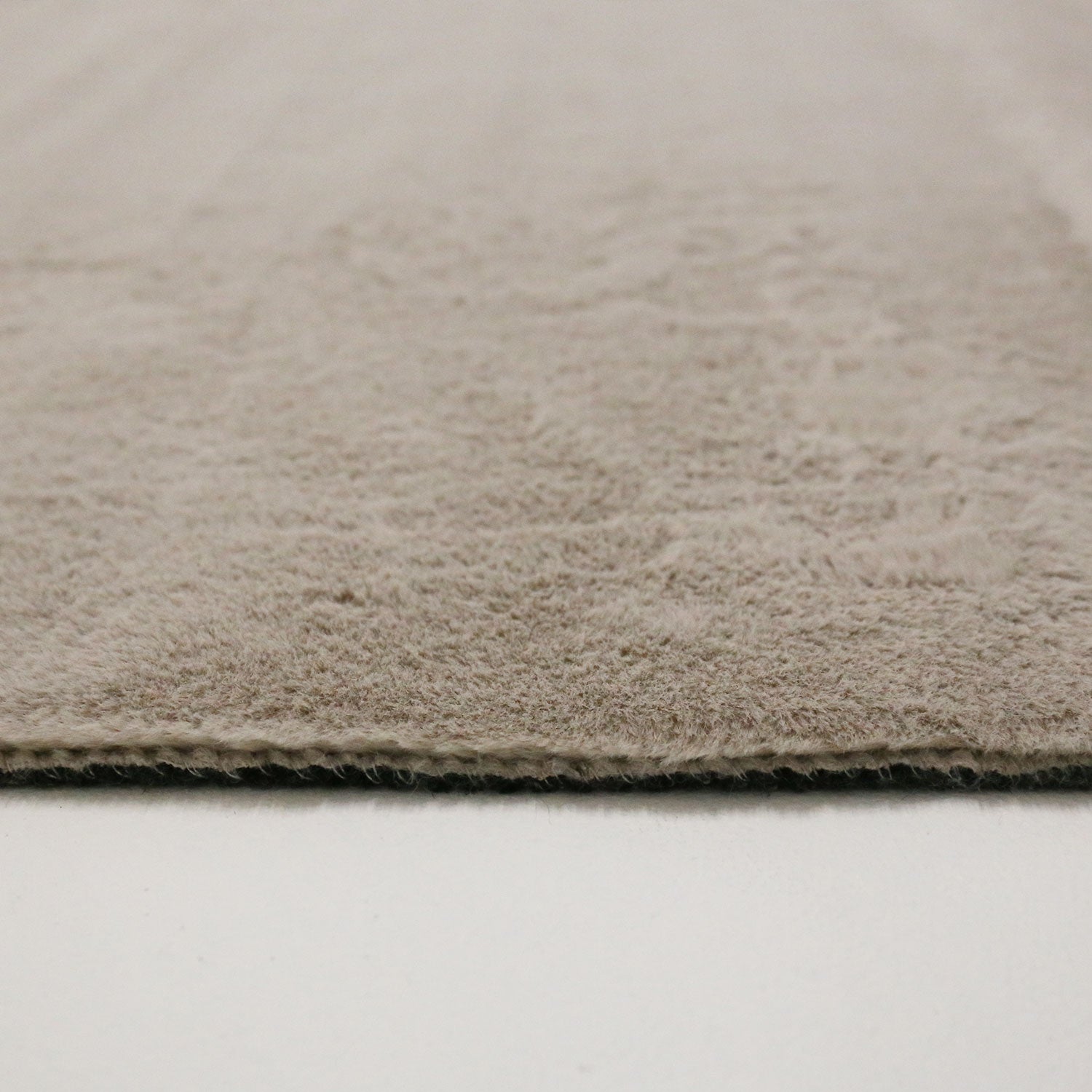 Carpet for living room/bedroom: Fluffy, short pile – washable and suitable for underfloor heating-zoom-32