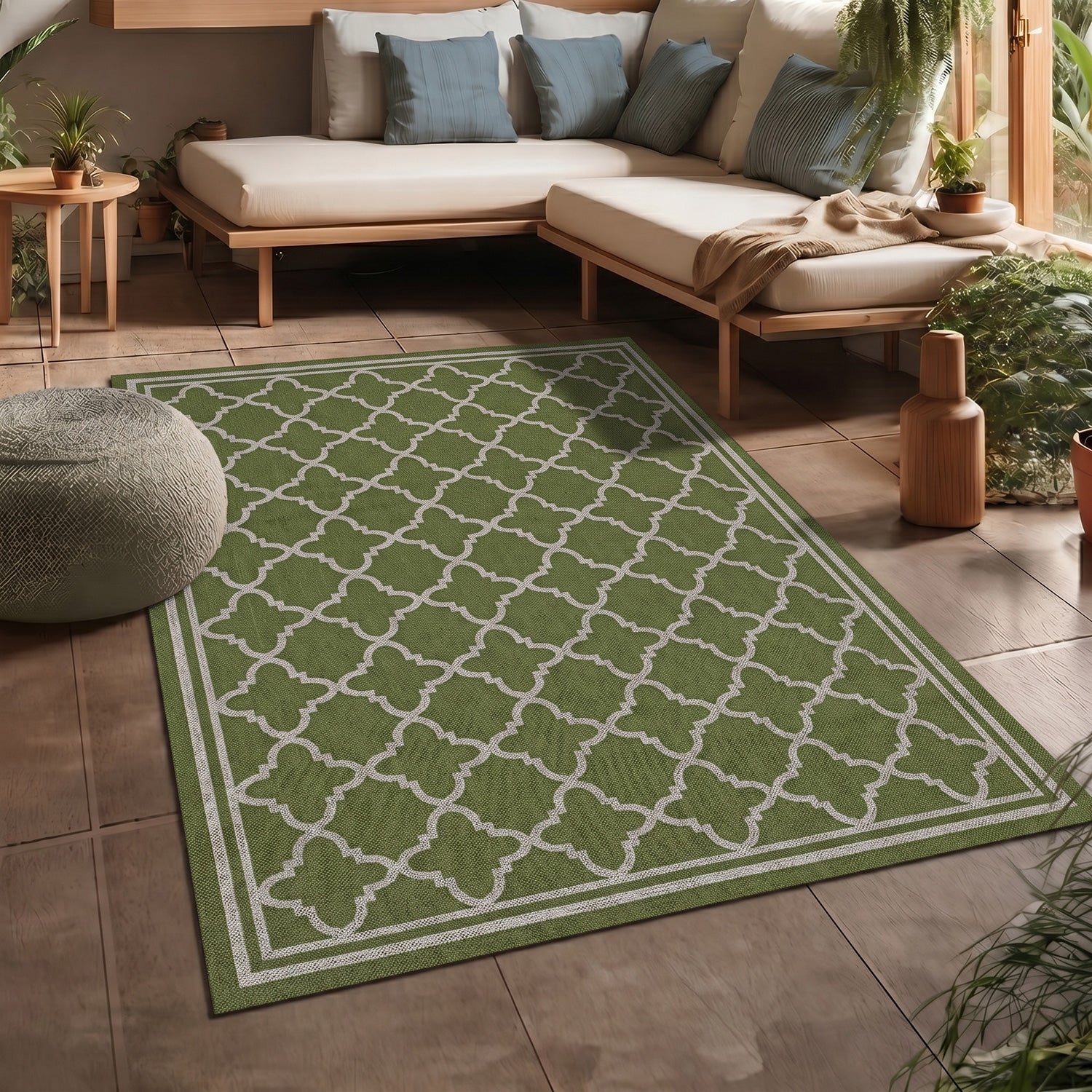 Indoor and outdoor flatweave carpet for patios, balconies, and conservatories; durable, with a Moroccan-inspired design-zoom-11