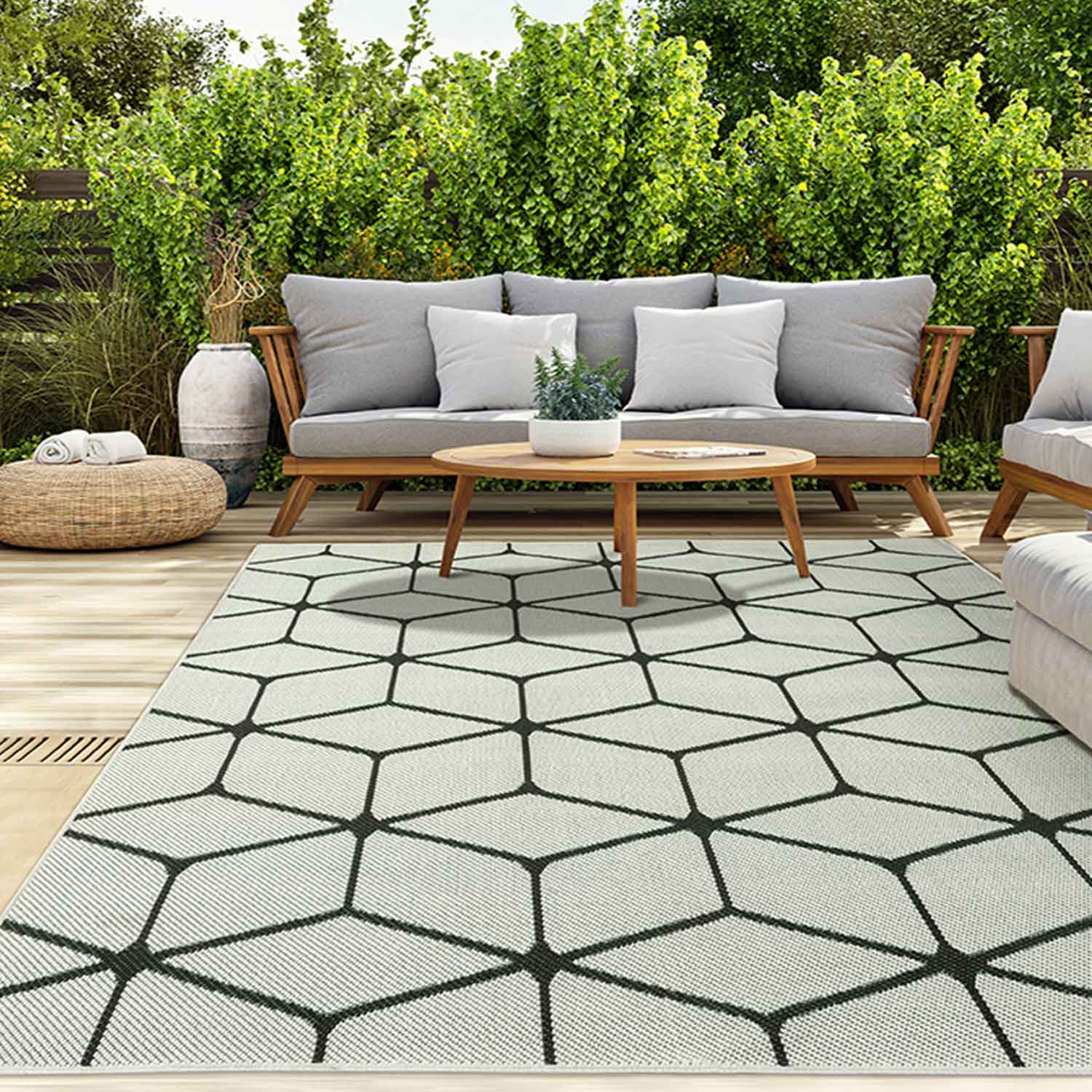 Carpet with diamond pattern, suitable for indoor and outdoor use, robust flat weave, 100% polypropylene, white