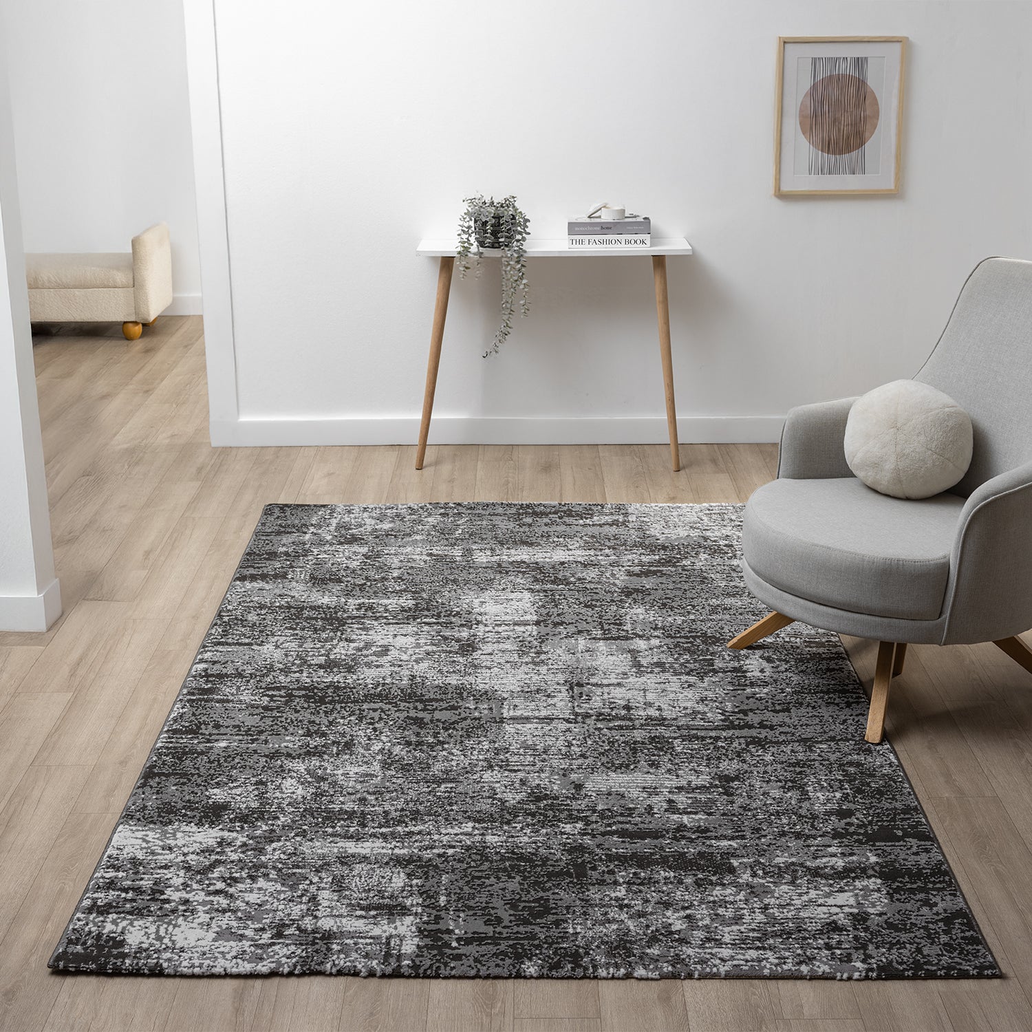 Living room/bedroom rug, vintage look, short pile rug with a distressed pattern-zoom-2