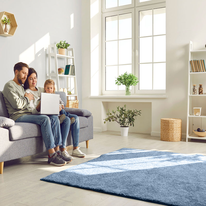 Short-pile, solid-color rug for living room, suitable for bedrooms and children's rooms; soft and easy-care; various sizes and colors. -zoom-
