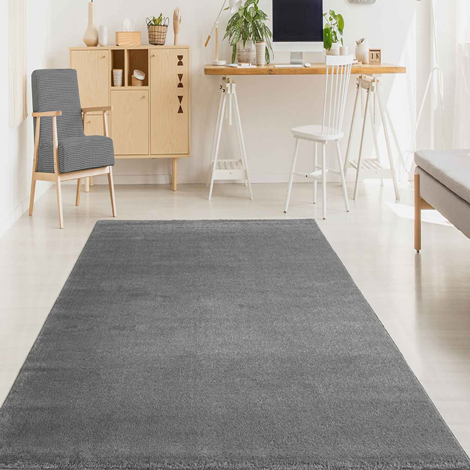 Short-pile, solid-color rug for living room, suitable for bedrooms and children's rooms; soft and easy-care; various sizes and colors. -10