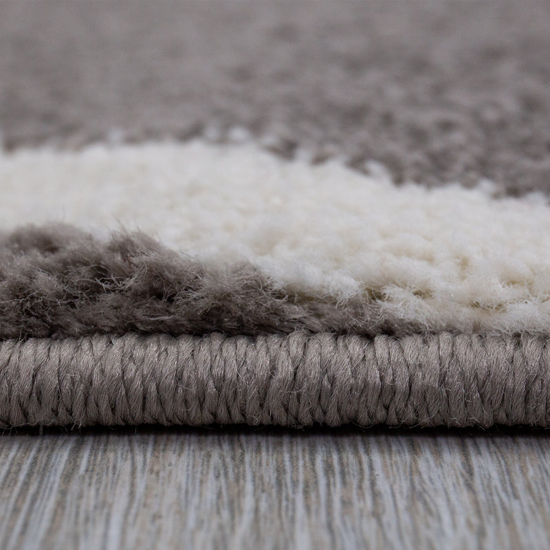 Short-pile rug in pastel white diamond design, durable, available in various colors, for living room, bedroom, kitchen-zoom-