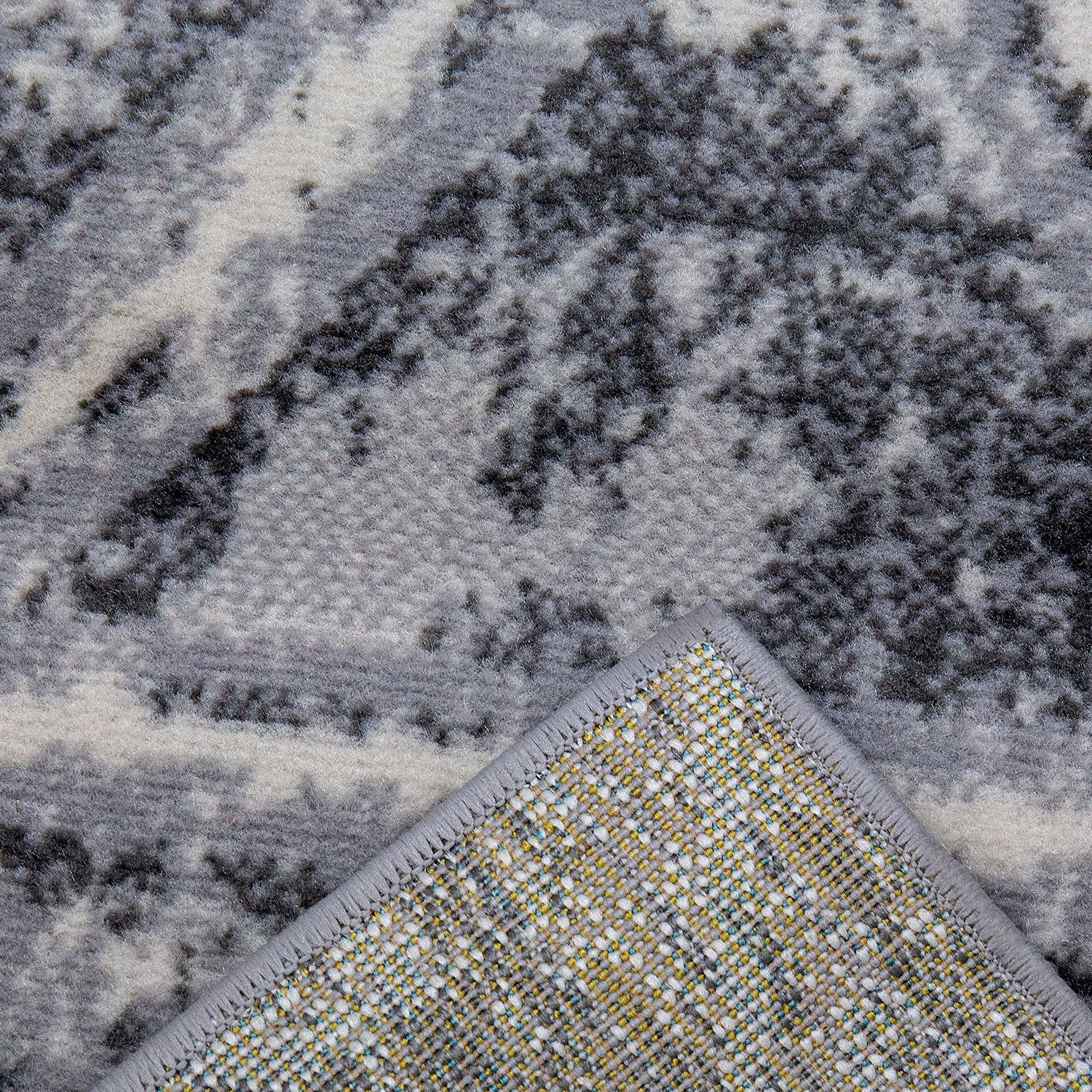 Carpet for living room, bedroom, hallway, geometric pattern in grey