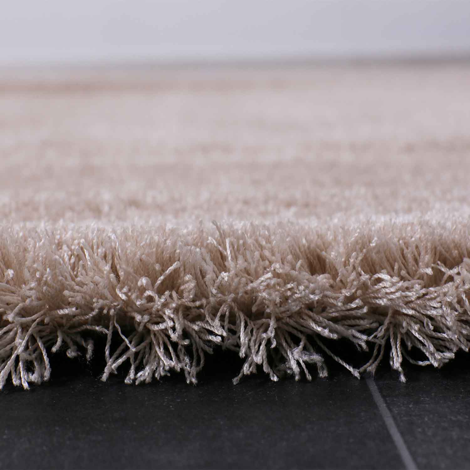 Shaggy high-pile rug in beige, fluffy microfiber, dense and soft, for living room, bedroom-zoom-2